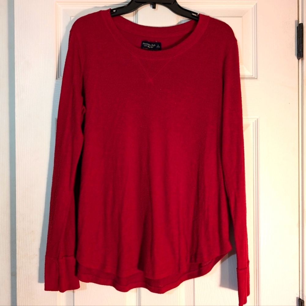 Abercrombie Soft & Cozy Red Sweater Size L